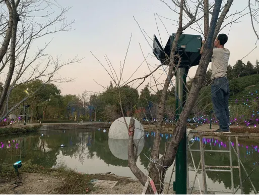 Outdoor-projector-housing0-转换自-png