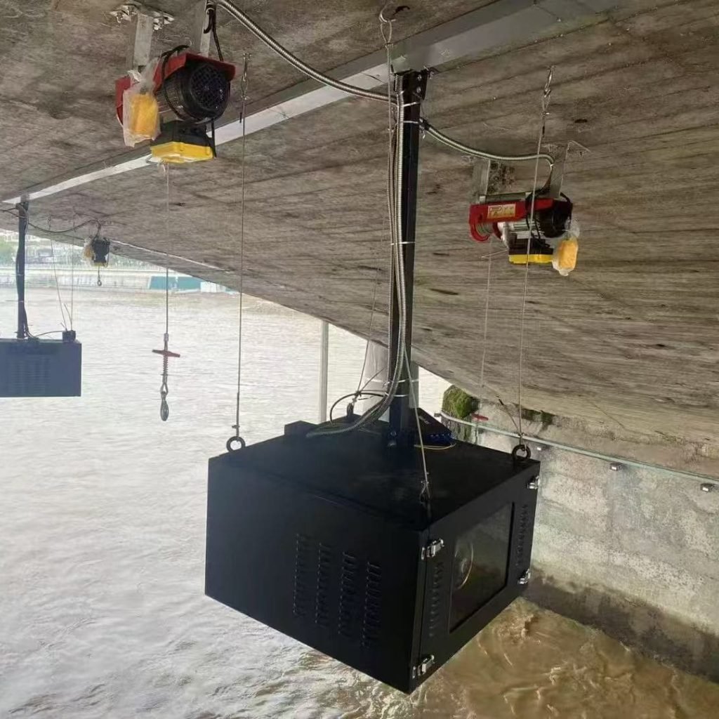 outdoor enclosure for projecto 12